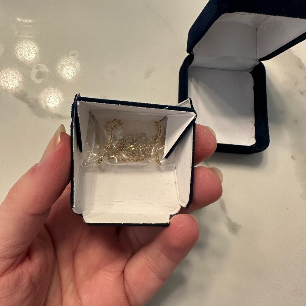 Danbury Mint Necklace- new - Picture 4 of 5